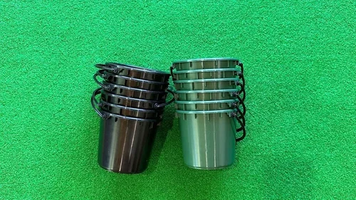 Divot buckets